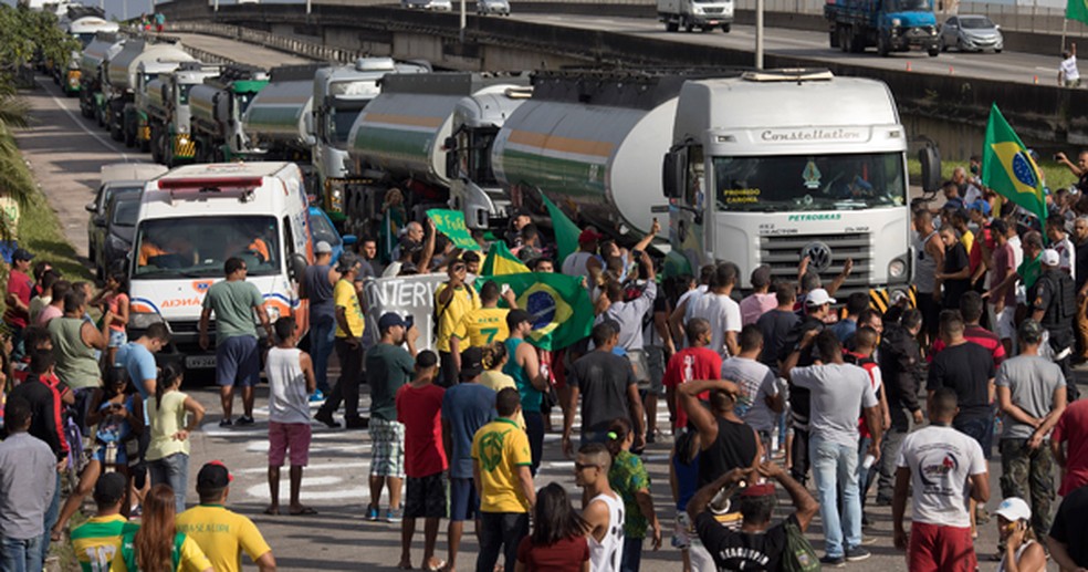 Conselho Nacional do Transporte Rodoviário convoca greve para o dia 25 julho