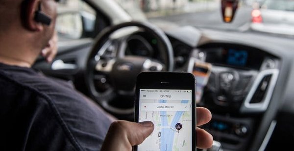 Motoristas de aplicativos estão abandonado os app e buscando oportunidades em transportadoras