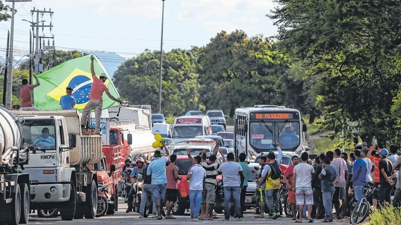 Líderes prometem uma nova greve dos caminhoneiros