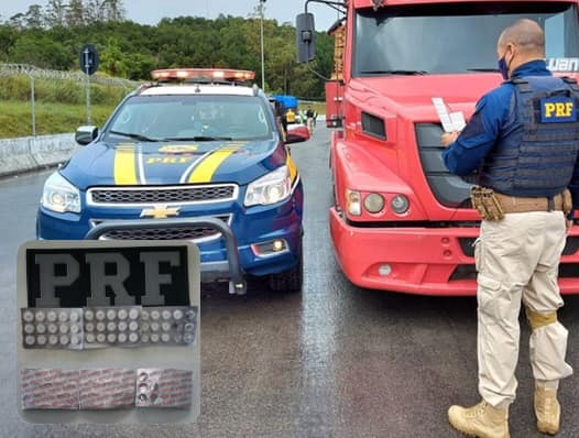 PRF Flagra motorista com 55 comprimidos de anfetamina