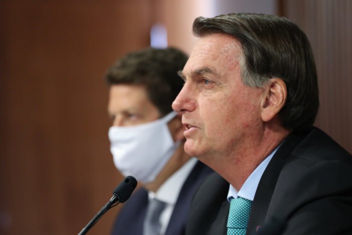 Presidente Bolsonaro promete zerar impostos sobre o diesel