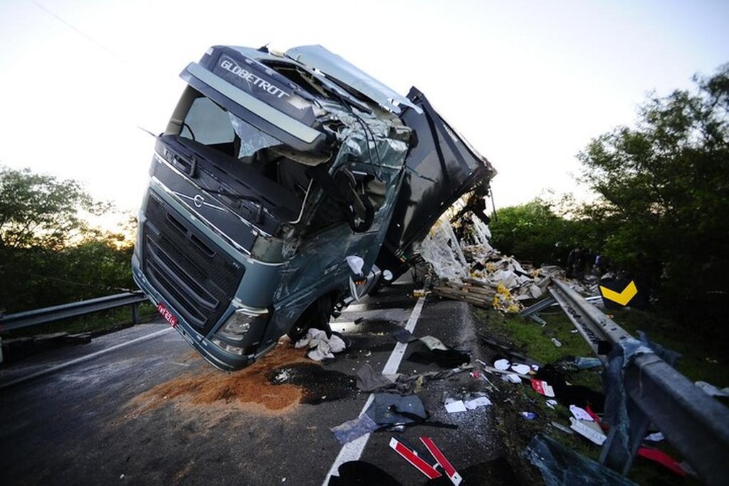 Você sabe qual é o tipo mais comum de acidente nas rodovias brasileiras?