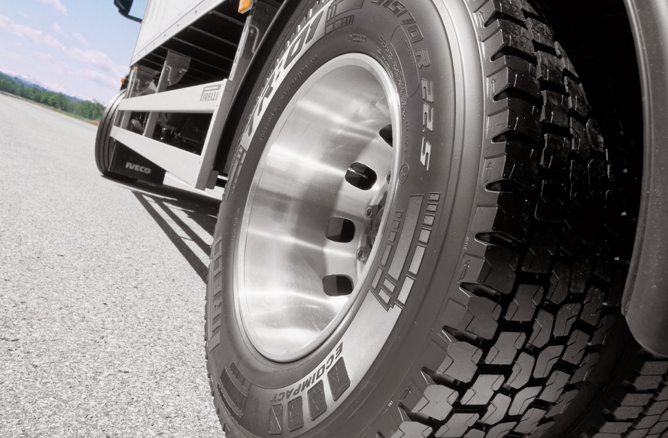 O segmento de transporte de cargas quer manter alíquota zero para pneu importado