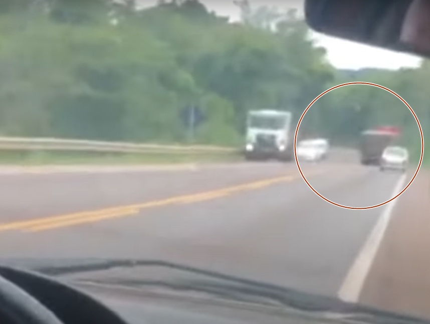 Fazendo zigue-zague em rodovia motorista de caminhão confessa à PRF que bebeu pinga