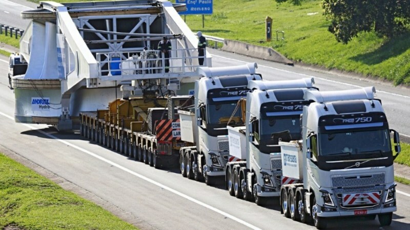 Transportadora TransData está com diversas vagas para caminhoneiro