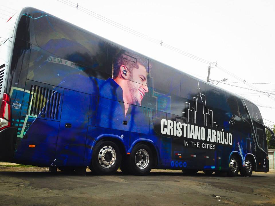Por onde anda o ônibus do Cristiano Araújo?