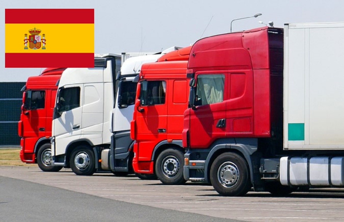 Caminhão na Espanha não pode circular durante o dia em período de férias