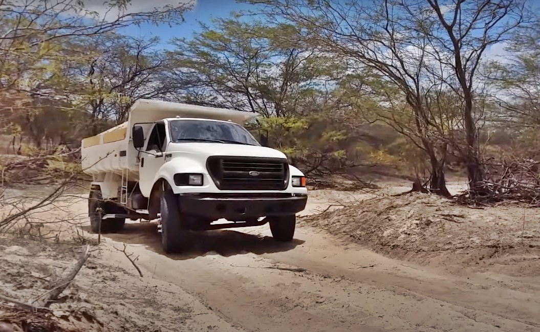 Os caminhões mais feios já fabricados no Brasil