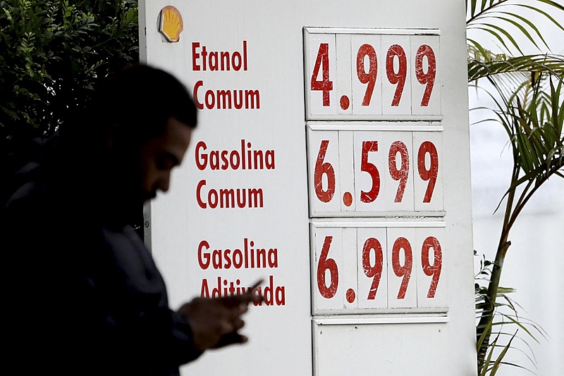 Com a redução do ICMS o preço da gasolina tem baixas nos postos de combustíveis